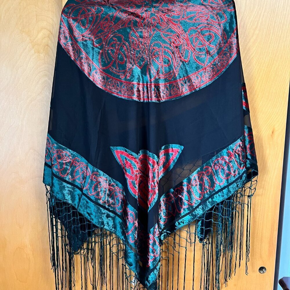 Vintage Celtic Fringe Shawl | Red, Green & Black | 41x45 | Boho Wrap - Picture 2 of 3